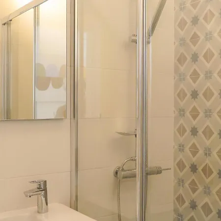 Bica Sunshine Bright And Cozy דירה